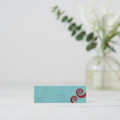 Mini carte de visite en spirale rouge (Debout devant)