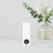 Mini carte de visite noir de conception simple (Debout devant)