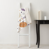 Mini Ghost & Pumpkin Sherpa Plaid – Taille Small (En situation)