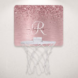 Mini-panier De Basket Parties scintillant en métal brossé rose pâle Nom<br><div class="desc">Personnalisez facilement ce mini-club design chic et branché,  avec une jolie parties scintillant brillante rose vif sur un arrière - plan métallique brossé rose vif.</div>