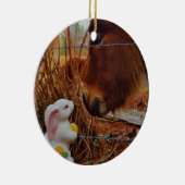 Miniature Brown horse & Easter Bunny Keramisch Ornament (Rechts)