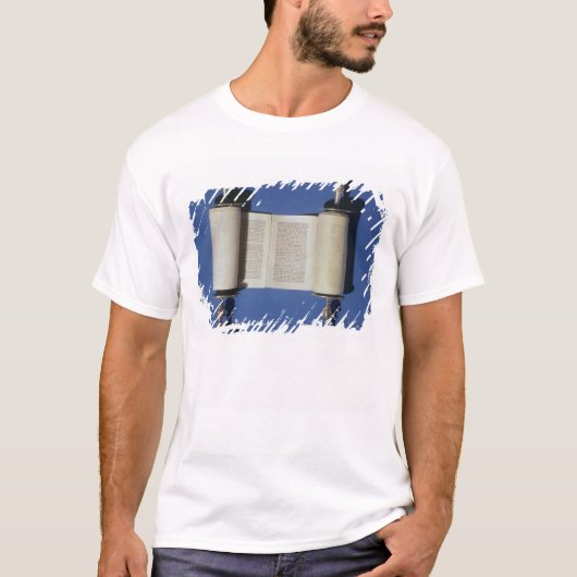 Miniature Torah Scroll, 1765 T-shirt (Voorkant)