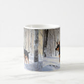 Miniatuur Pinscher Laat Het Sneeuw Kerstmis Koffiemok (Center)