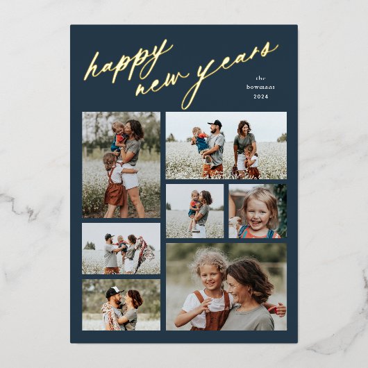 Minimaal 7 Fotocollage Script Gelukkig Nieuwjaar Folie Feestdagenkaart (Voorkant)
