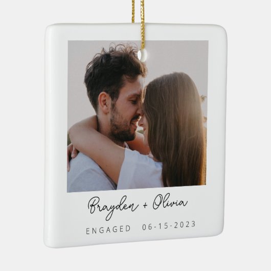 Minimaal Elegant Verloving Fotokerst Keramisch Ornament (Rechts)