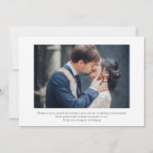 Minimaal en Chic White en Navy Twee foto bruiloft Bedankkaart (Achterkant)