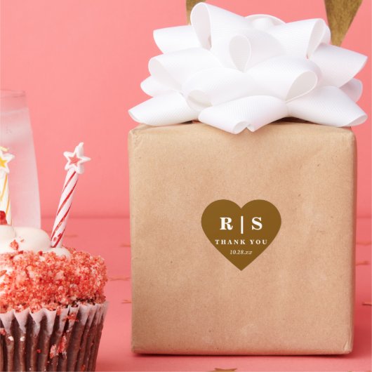 Minimaal en chique | Bruine Monogram Trouwsticker Hart Sticker (Feest)