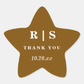 Minimaal en chique | Bruine Monogram Trouwsticker Ster Sticker (Voorkant)