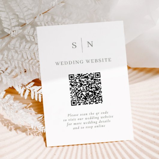 Minimaal en chique | Wit en Sage QR Code Bruiloft Informatiekaartje