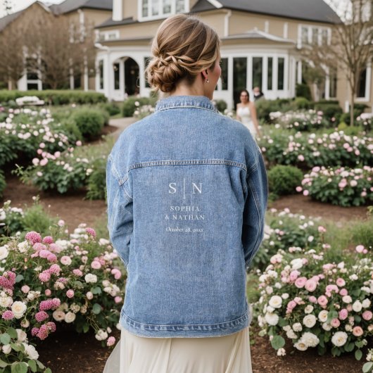 Minimaal en chique | Witte Monogram en trouwdatum Denim Jacket (Huwelijk Achterkant)