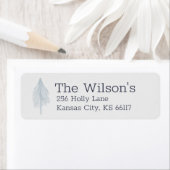 Minimaal Etiket op Evergreen Tree-feestdag (Insitu)