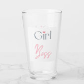 Minimaal fragment van Woordtekst van Girl Boss Glas (Achterkant)