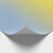 Minimaal geel tot lichtblauw ombré cadeaupapier (Hoek)
