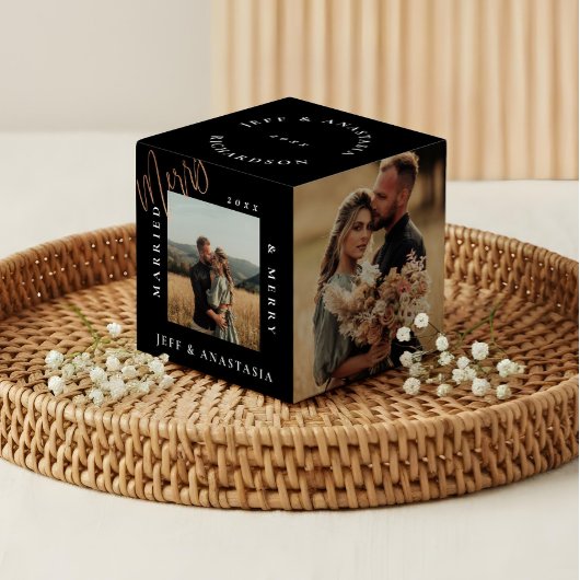 Minimaal Modern Getrouwd & Blij Gouden Script Kubus