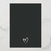 Minimaal modern zwart-witscript Verloving Folie Uitnodiging (Achterkant)