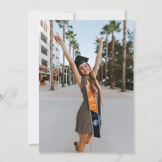 Minimaal Zwart Wit Typografie Custom Photo Afstude Aankondiging (Achterkant)