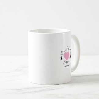 Minimal and chic couples initials wedding koffiemok