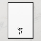 Minimal Black Bow Bridal Shower Invitation Kaart (Achterkant)