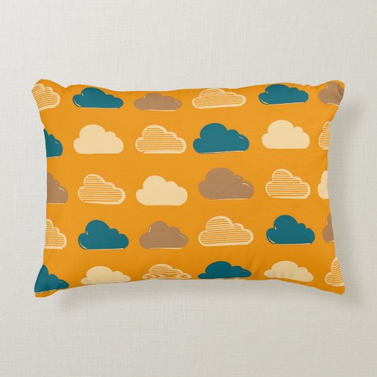 Minimal Clouds Pattern – Orange Sky Vibes Accent Kussen (Voorkant)