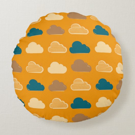 Minimal Clouds Pattern – Orange Sky Vibes Rond Kussen (Voorkant)