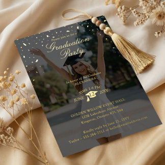 Minimal Confetti Bold Graduation Year Photo Party Folie Uitnodiging