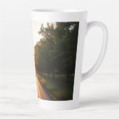 Minimal Silhouette Latte Mug (Droite)