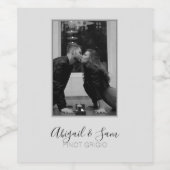 Minimal White Script Photo met zwart lijst Wijn Etiket (Enkel label)