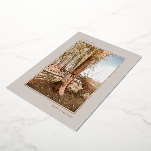 Minimale aankondiging van Gold Net Married Elopeme (Gedraaid)