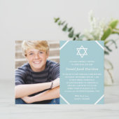 Minimale blauwe fotobalk Mitzvah Kaart (Staand voorkant)