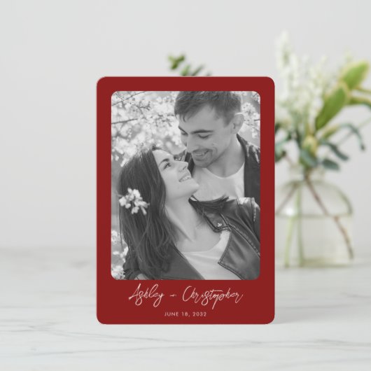 Minimale Bloemen Botanische Ruby Rood Foto Bruilof Save The Date (Staand voorkant)