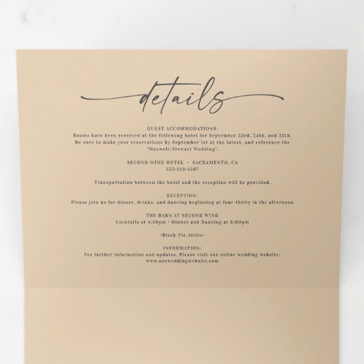 Minimale Eenvoudige Bleke Gele Bold Names Wedding Drieluik Uitnodiging (Binnenzijde eerst)