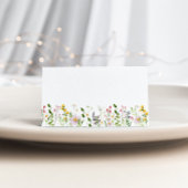 Minimale elegante bruiloft voor wilde bloemen