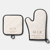 Minimale & Elegante Gouden Monogram Bruiloft Ovenwant & Pannenlap Set (Voorkant)