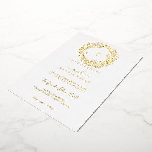 Minimale goudolie | Emerald Monogram Weddenschap Folie Uitnodiging (Gedraaid)