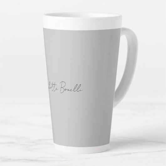 Minimale handgeschreven scriptnaam grijs latte mok (Rechterhoek)