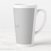 Minimale handgeschreven scriptnaam grijs latte mok (Rechts)