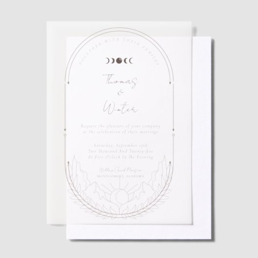 Minimale hemelholistische maan & sterren monogram vellum uitnodigingen (Offset)