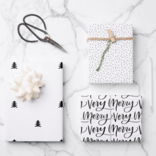 Minimale kerstfeestdagen met kerstcadeautjes inpakpapier vel