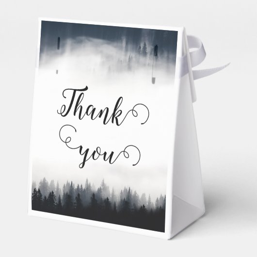 Minimale mistige sparren bos natuur bruiloft bedankdoosjes (Achterkant)