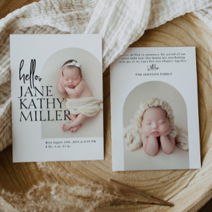 Minimale moderne babyfoto geboortekaart met boog aankondiging