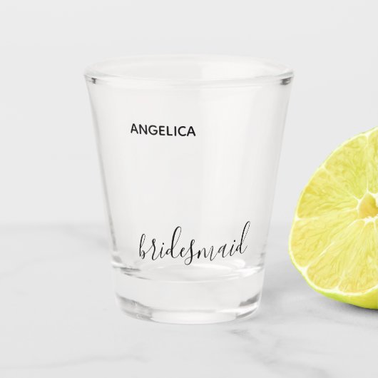 Minimale moderne Typografie Weddenschap Bridesmaid Shot Glas (Voorkant)