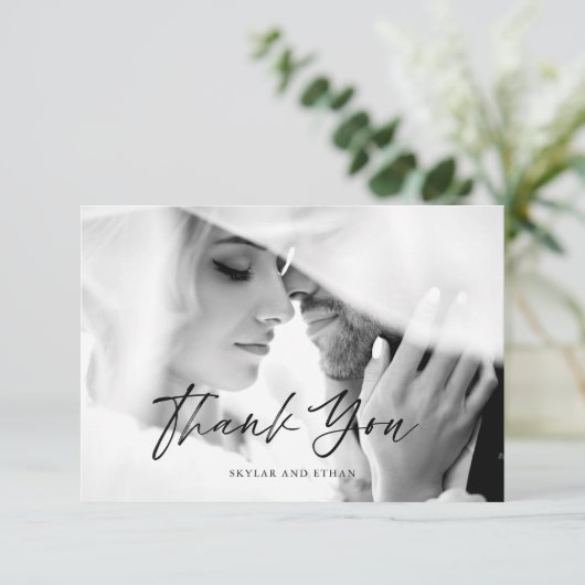 Minimale moderne zwart-wit foto dank u bedankkaart (Staand voorkant)