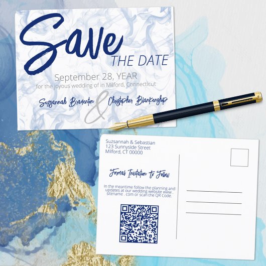 Minimale Smokey Blue en White QR Code Aankondigingskaart