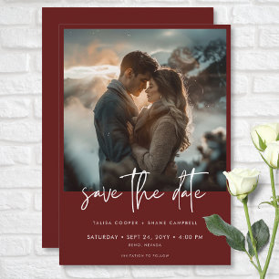 Minimale stoffige Bourgondische wijn Moderne foto Save The Date
