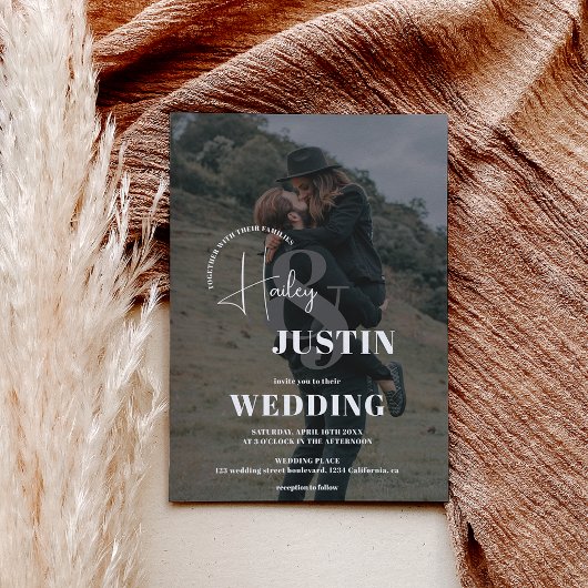 Minimale witte zwarte fotobedekking bruiloft kaart