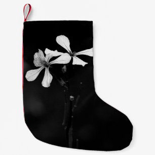 Minimale zwart-wit bloemen kleine kerstsok
