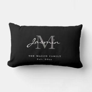 Minimale zwarte en witte familienaam monogram kussen