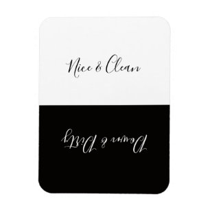 Minimale zwarte, schone, vuile vaatwasmachine magneet