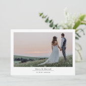 Minimalist 2 foto bruiloft vrolijk en getrouwd feestdagenkaart (Staand voorkant)
