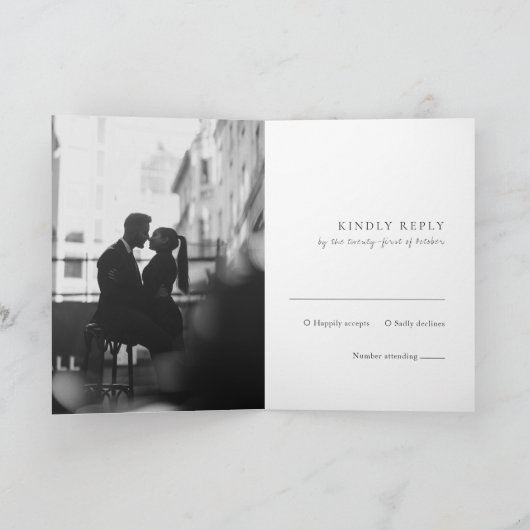 Minimalist Black and White Photo Modern Wedding (Binnen)
